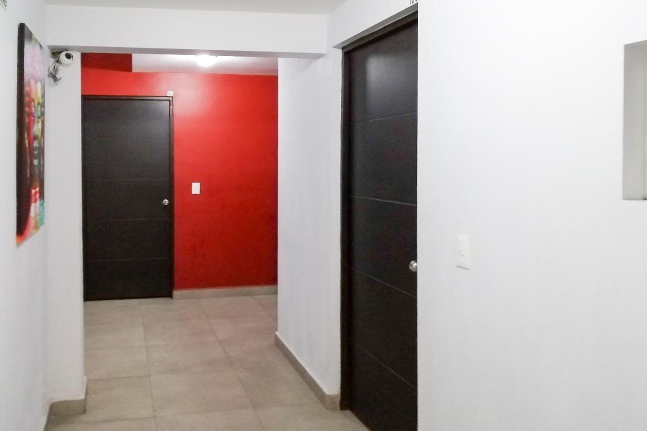 Adhoc Express Hotell Monterrey Eksteriør bilde